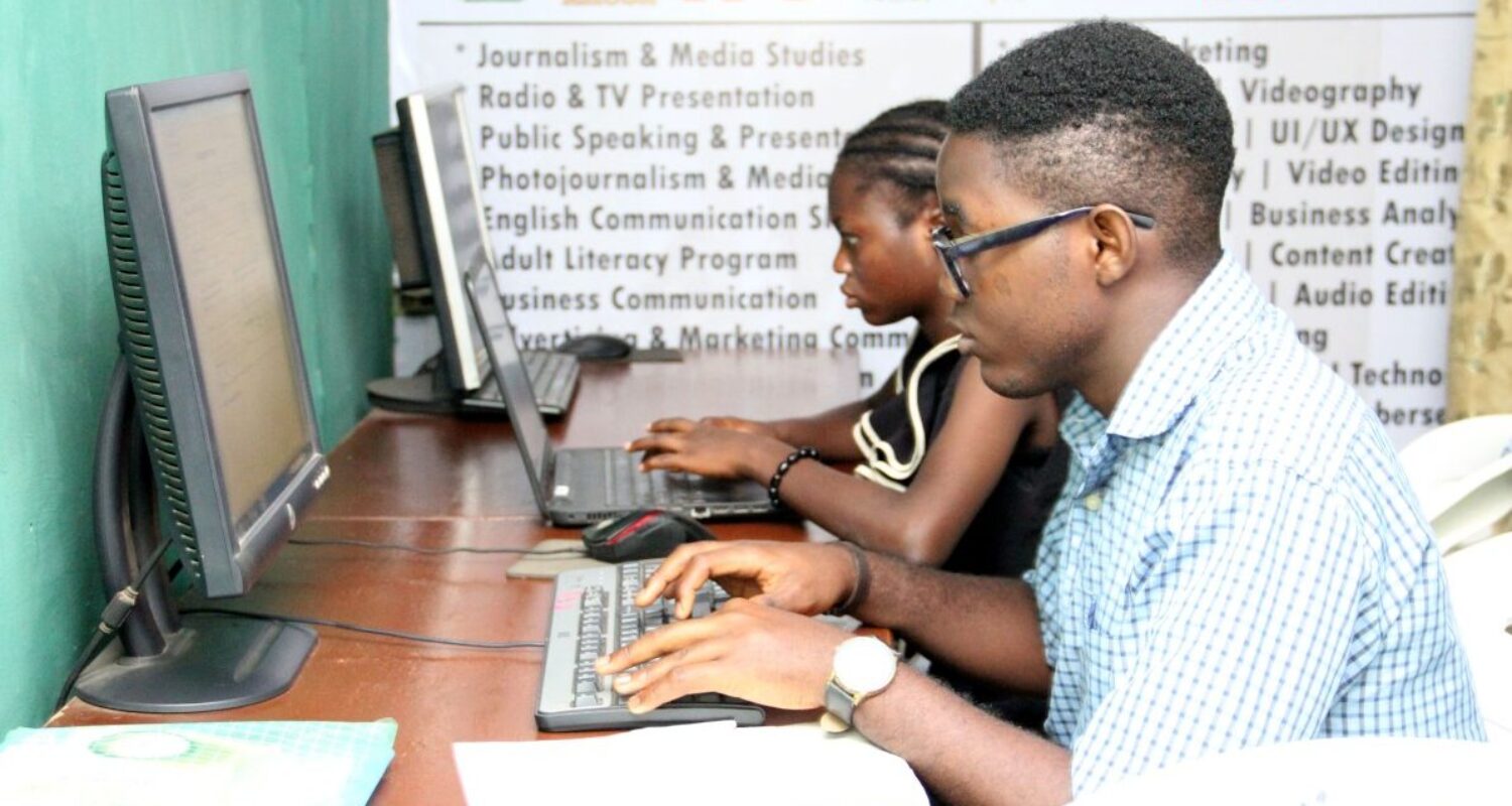 Hon. Musibau Sanusi Adeshina Sponsors Free ICT/CBT Training for UTME Candidates in Ona Ara LG